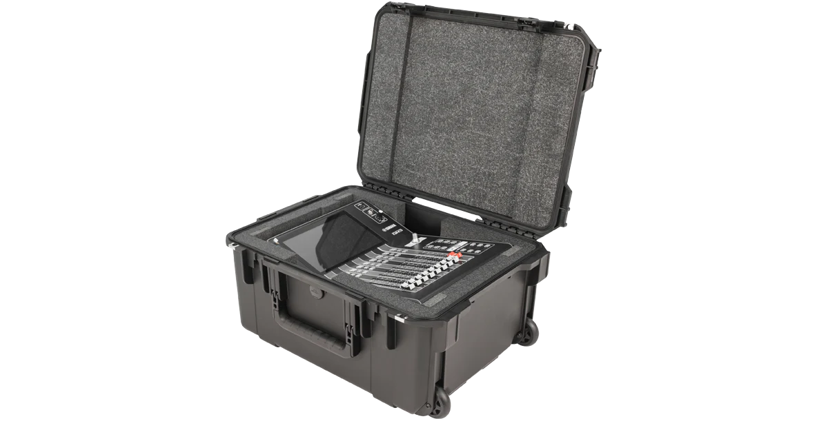 iSeries 2015-10 Yamaha DM3 Digital Mixer Case - Image 3