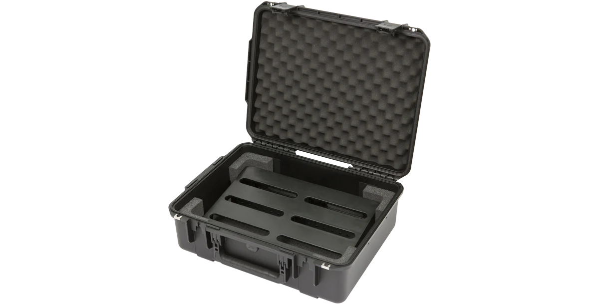 iSeries 2015-7 Case w/ 1SKB-PB1712 Pedalboard - Image 10