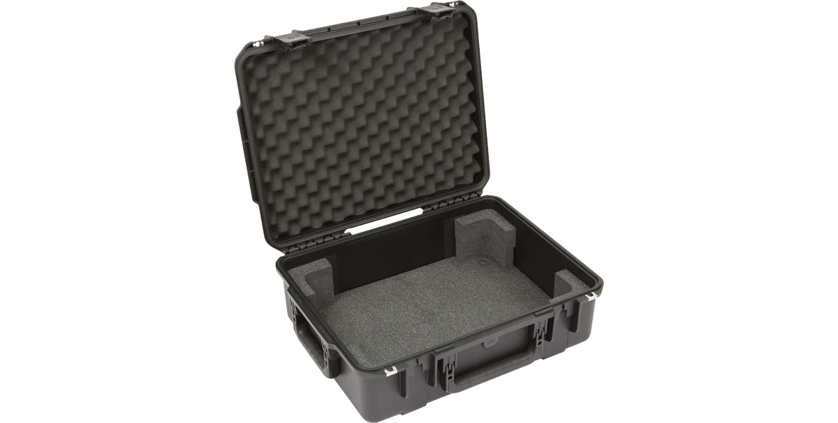 iSeries 2015-7 Case w/ 1SKB-PB1712 Pedalboard - Image 13