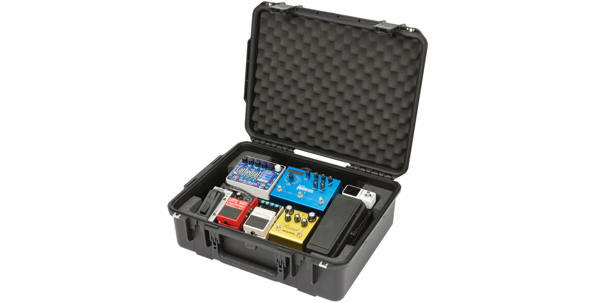 iSeries 2015-7 Case w/ 1SKB-PB1712 Pedalboard - Image 6