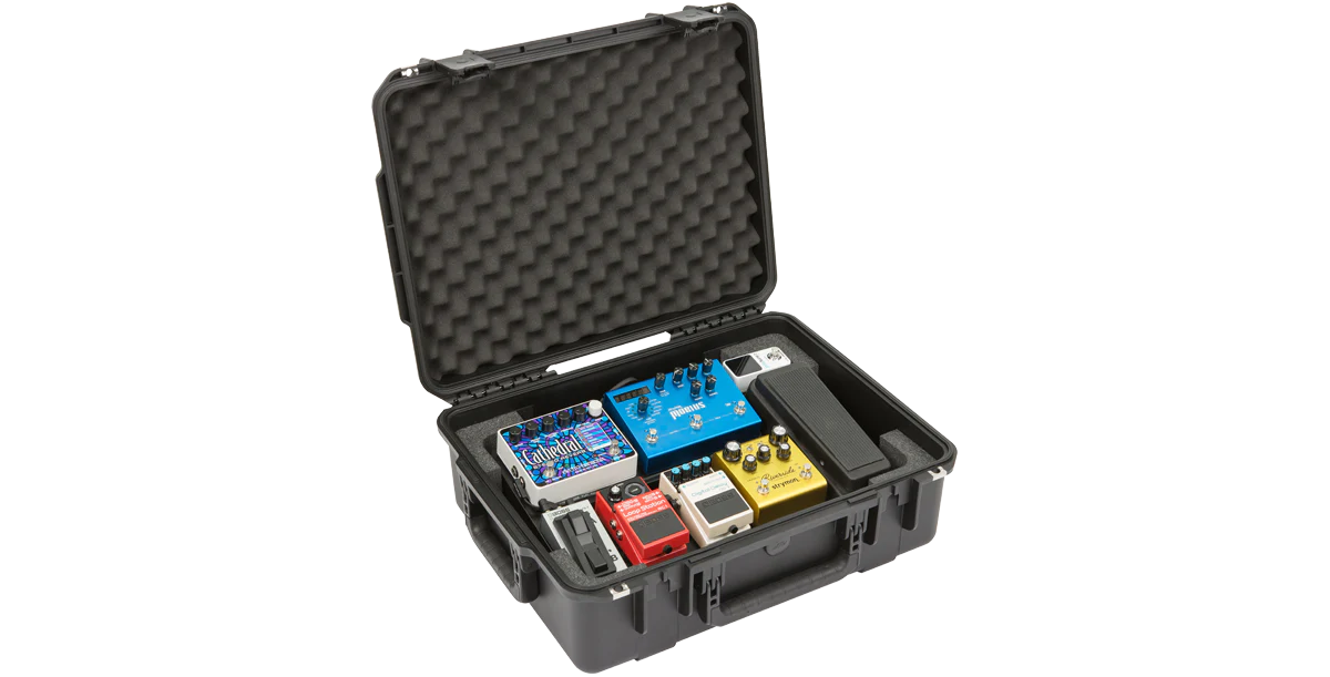 iSeries 2015-7 Case w/ 1SKB-PB1712 Pedalboard - Image 7
