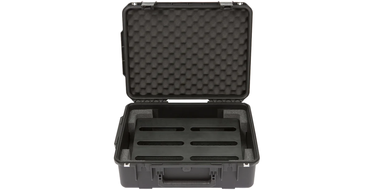 iSeries 2015-7 Case w/ 1SKB-PB1712 Pedalboard - Image 8