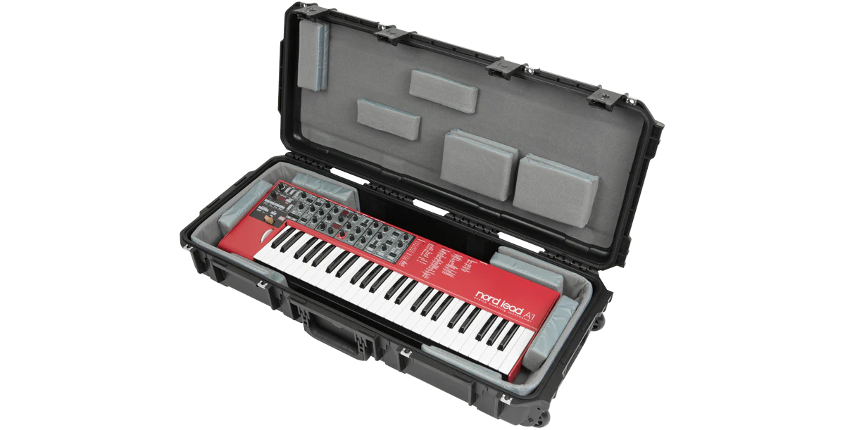 iSeries 3614-6 49-note Keyboard Case - Image 3