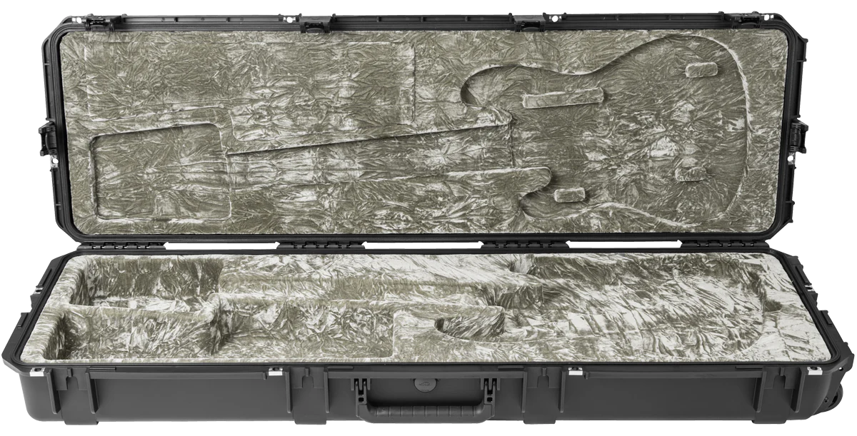 iSeries Waterproof P/J ATA Bass Guitar Case - Image 4